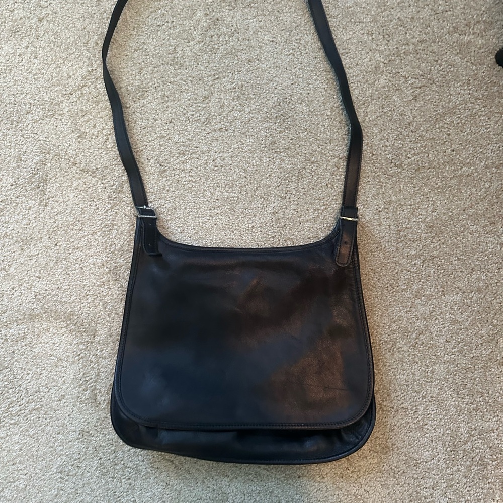 Coach Black Leather Women's Shoulder Bag